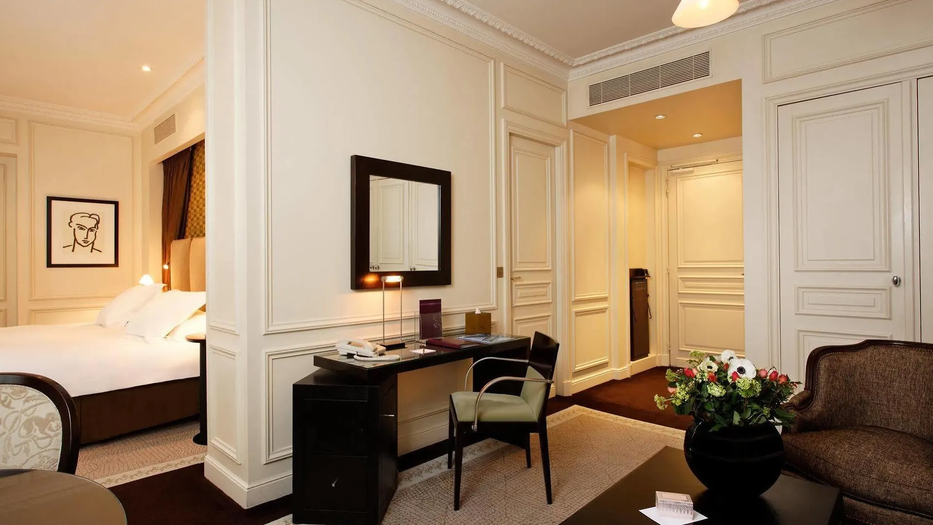 La Tremoille Hotel 3*