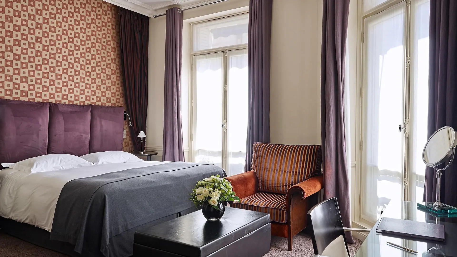 La Tremoille Hotel Paris