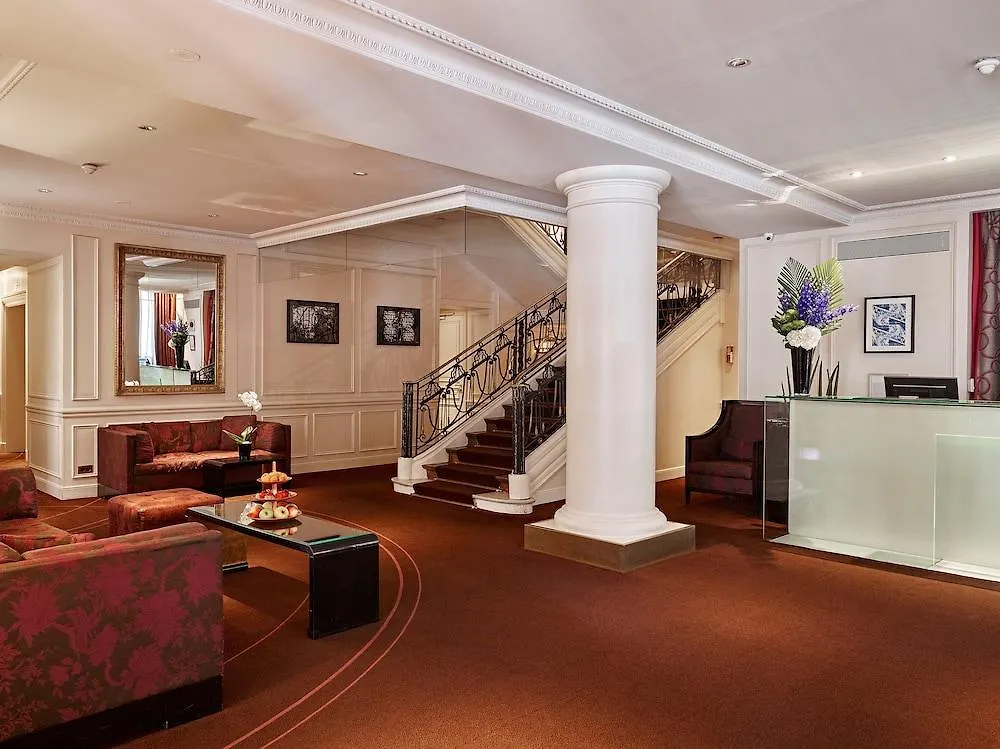 La Tremoille Hotel 3*