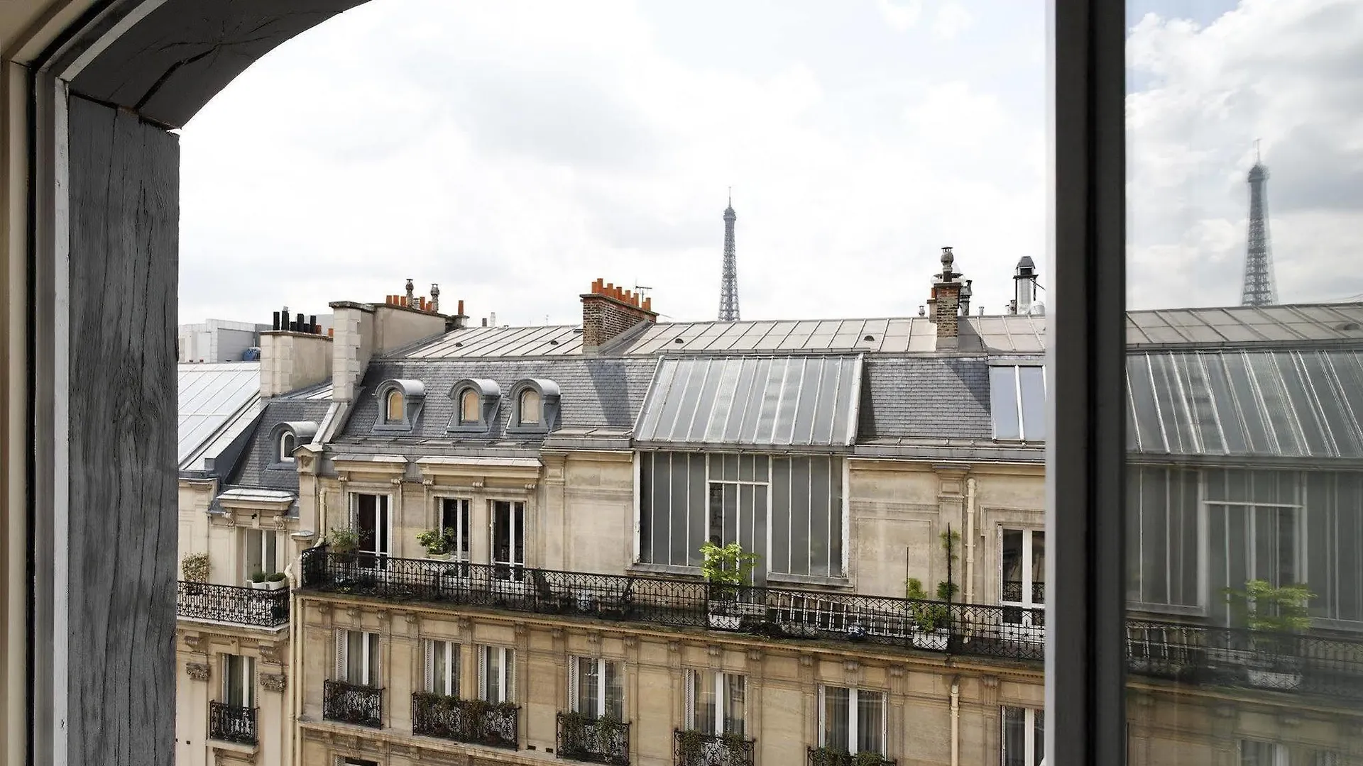 La Tremoille Paris